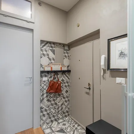 Iflat Modern & Relaxing In Trastevere Apartment