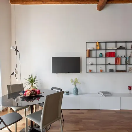 Iflat Modern & Relaxing In Trastevere Apartment