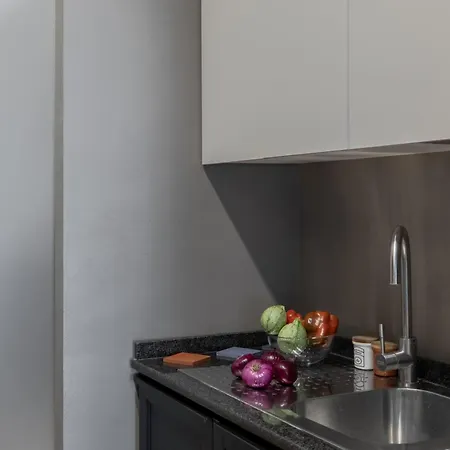 Iflat Modern & Relaxing In Trastevere Apartment *